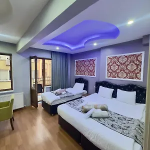 3* Szálloda Mitra Downtown